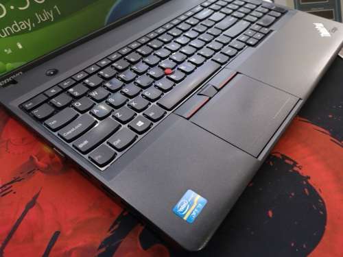 *LENOVO THINKPAD EDGE E530C*i3*4gb RAM*1000GB HDD*DVD WRITER*HD